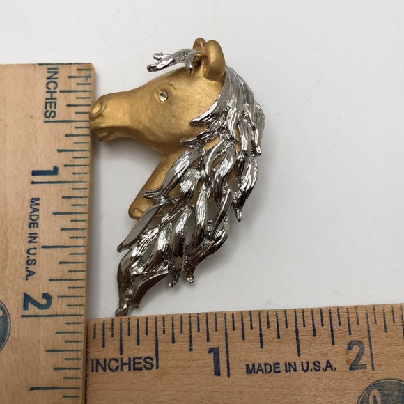 Vintage gold plated and silver tone stylised horses head horse brooch - Picture 6 of 9